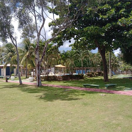Apts E Suites Em Stella Maris Salvador Exterior photo